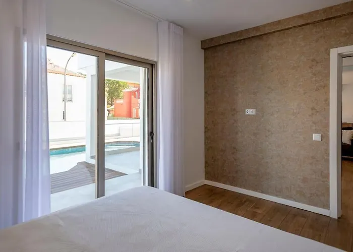 Krystal Bay 알부페이라