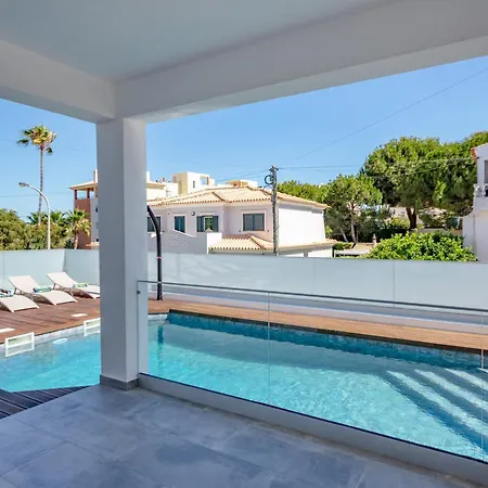 Krystal Bay Villa